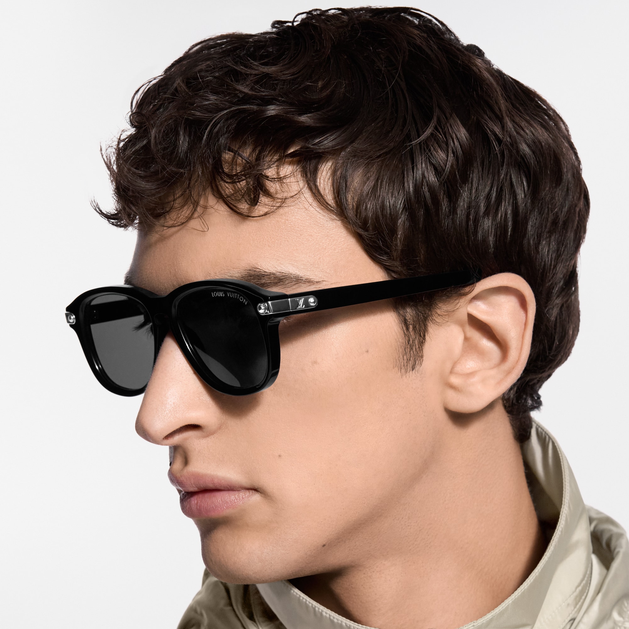 LV Signature Aviator Sunglasses S00 - Accessories | LOUIS VUITTON